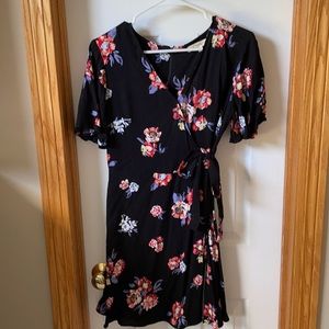 Short sleeve floral dress